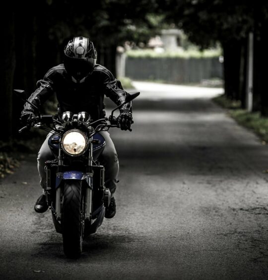 Wypadek motocyklowy na Bielanach wypadek-motocyklowy