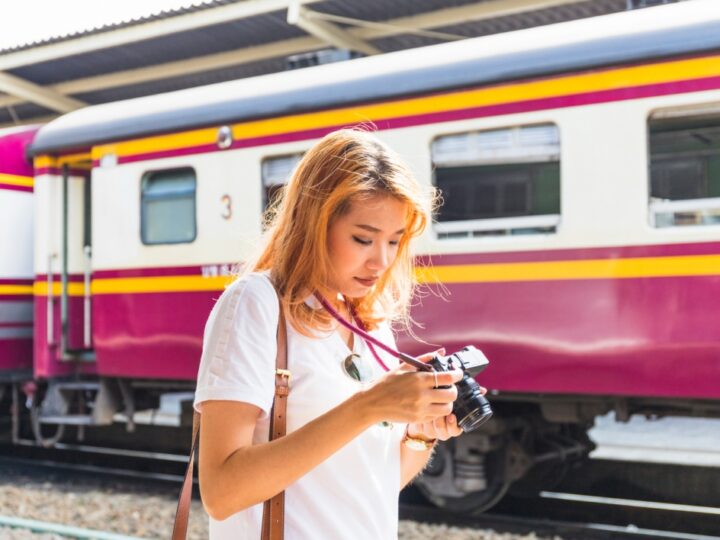 Utrudnienia w ruchu na podmiejskiej linii średnicowej z powodu awarii pociągu