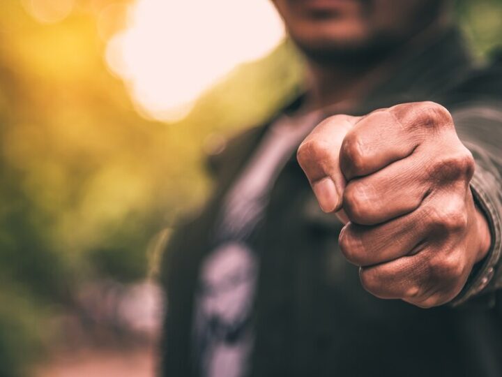 Bójka migrantów w Wilanowie: Policja reaguje na niebezpieczne zdarzenie