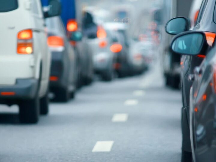 Karambol na moście Południowym paraliżuje Warszawę – 10 km korka!