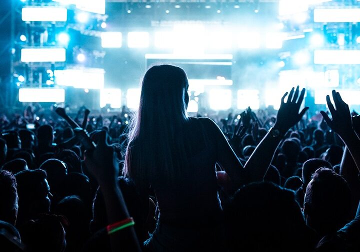 Muzyczne Pożegnanie Lata w Warszawie: Bezpłatny Koncert w Westfield Arkadia Już 6 Września!