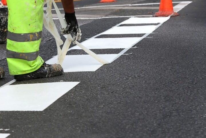 Nowy wiadukt na Chełmżyńskiej w Warszawie: Prace nabierają tempa, a mieszkańcy zyskają lepszą komunikację!