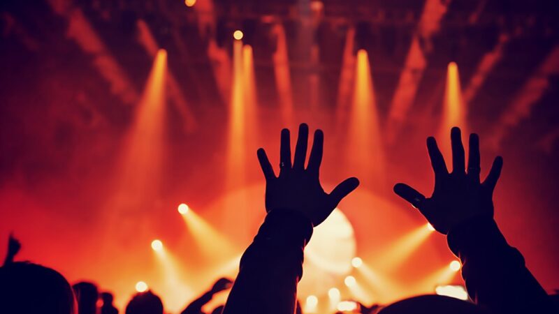 Ochota w blasku kultury: Koncert Gwiazd łączy mieszkańców!