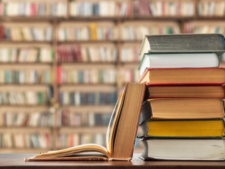 Kreatywne wieczory w bibliotece: stwórz swój Reading Journal tej jesieni!