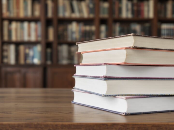 Kocia biblioteka na Bielanach: Czytaj z nami i naszym futrzanym przyjacielem!