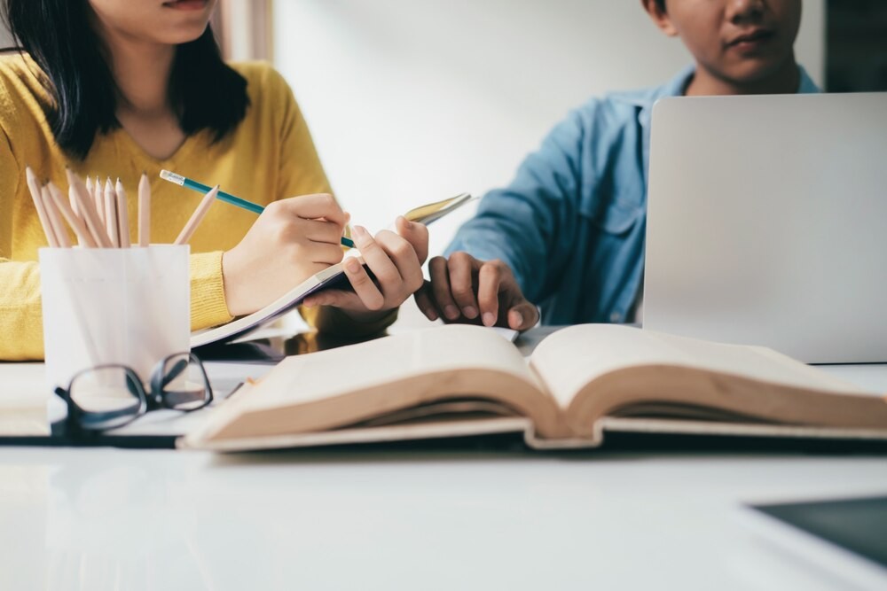 Literatura i zdrowie kobiet: Emocjonująca debata w Bibliotece Publicznej
