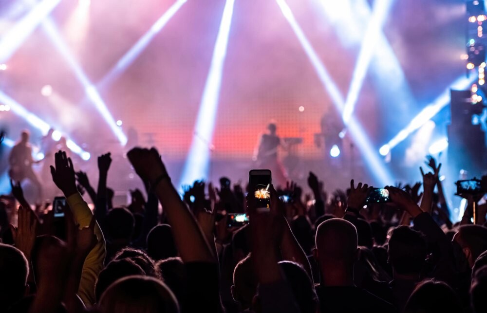 Skubas na Ochocie: Muzyczna Noc Pełna Emocji Już 22 Listopada!