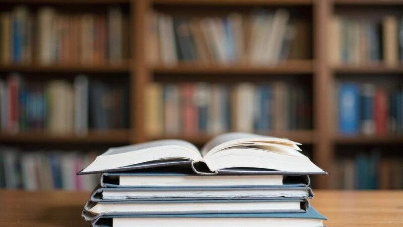 Spotkanie z Krzysztofem Turowskim: Wspomnienia wielkich osobowości w Bibliotece