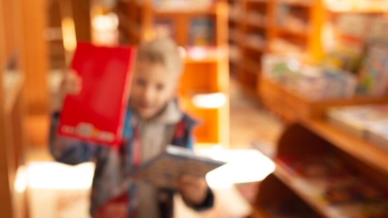 Zgłoś swoją szkołę do Wielkiego Testu Literackiego i zdobądź nagrody!