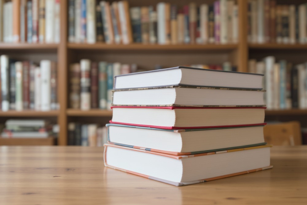 Biblioteka w Wawrze zamknięta! Sprawdź, gdzie wypożyczyć książki.