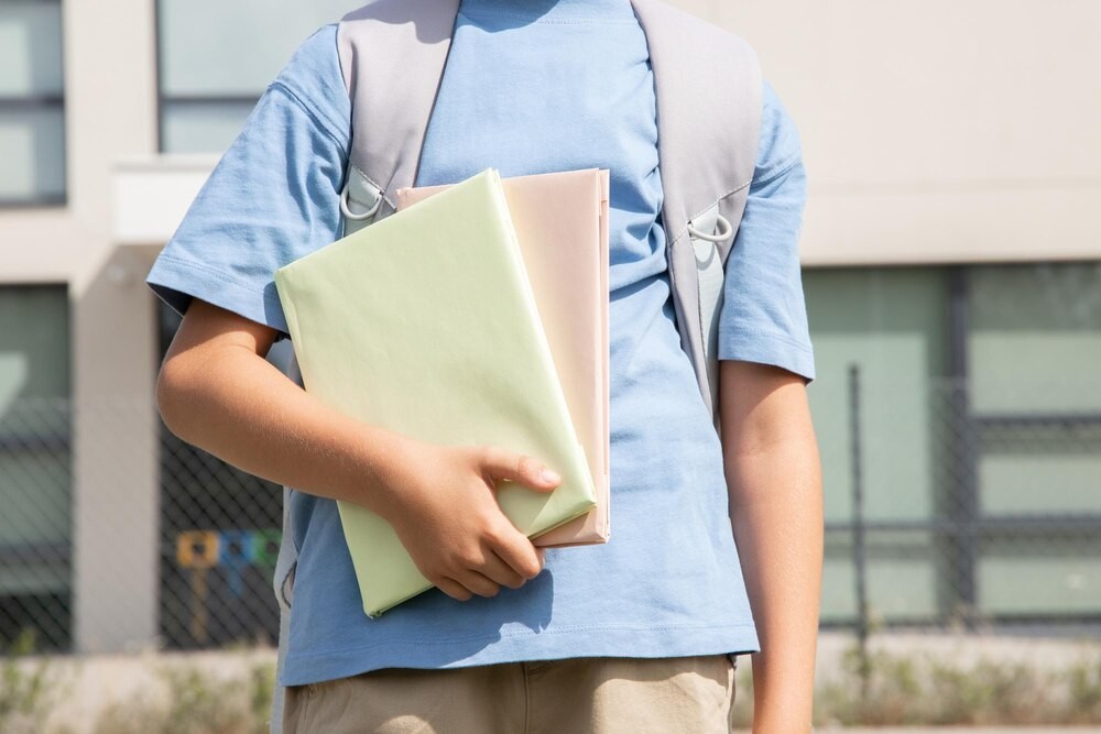 Szkolny Survival: Uczniowie Tworzą Nową Tradycję na Żoliborzu