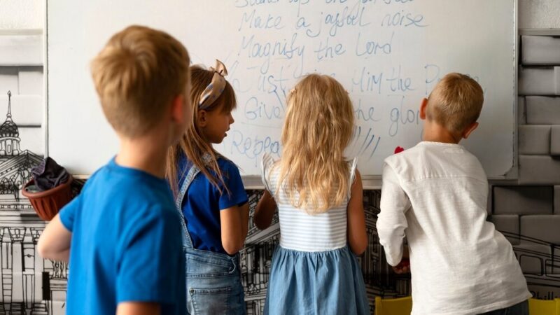 Odkryj świat Chopina i książek: Lekcje biblioteczne w Białołęce