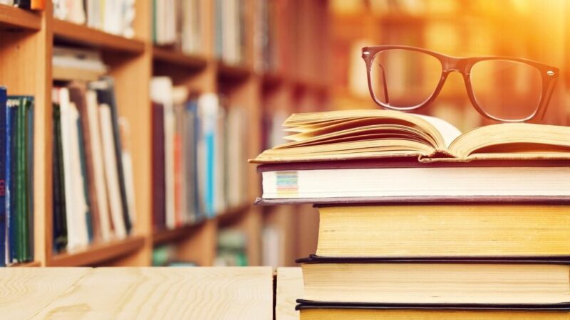 Literackie tajemnice z Natalką Suszczyńską w Bibliotece na Koszykowej