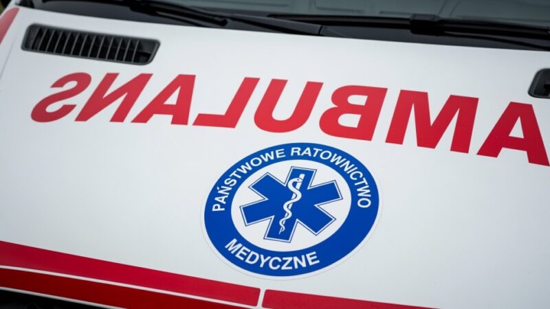 Błyskawiczna interwencja policji ratuje życie starszej kobiety na Woli