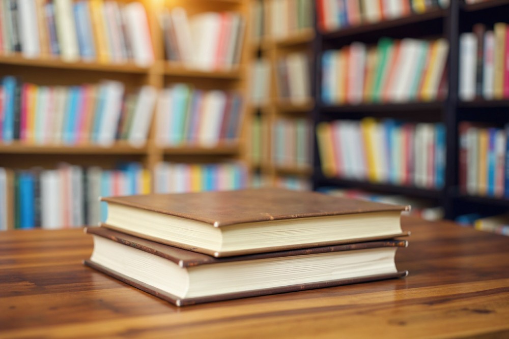 Magiczna biblioteka: odkryj radość czytania z dziećmi!