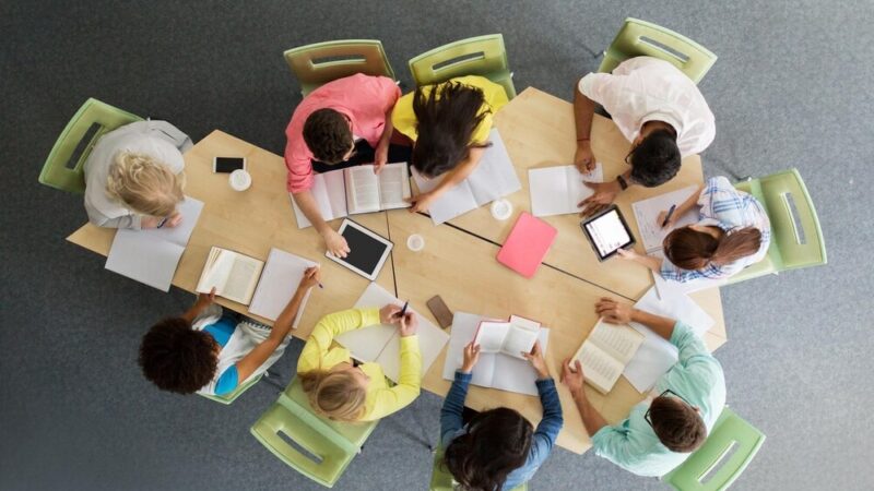 Sztafeta Pokoleń: Wspólne Dziedzictwo w Pradze-Północ