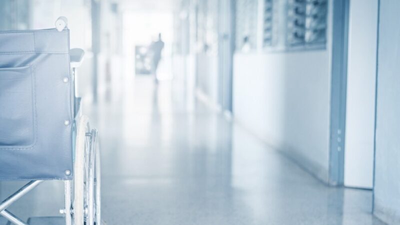 Bezpieczny Senior na Żoliborzu: Edukacja i Aktywizacja dla Starszych