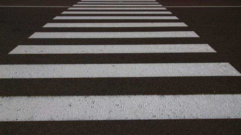 Bezpieczniejsze ulice: Nowe rozwiązania dla pieszych w Starej Miłośnie