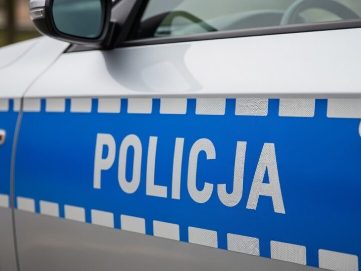 Alarm w Sobieniach Jeziorach: Policja reaguje na fałszywe zagrożenie dla dziecka