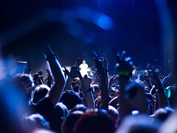 Muzyczna Noc Sylwestrowa w Ursynowie: Powitaj Nowy Rok z Pasją!