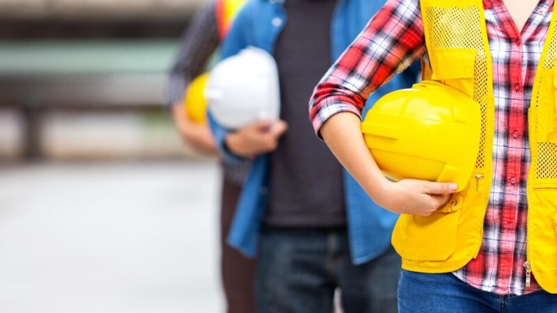 Nowa sieć wodociągowa w Wawrze: Inwestycja na ul. Wolęcińskiej rusza!