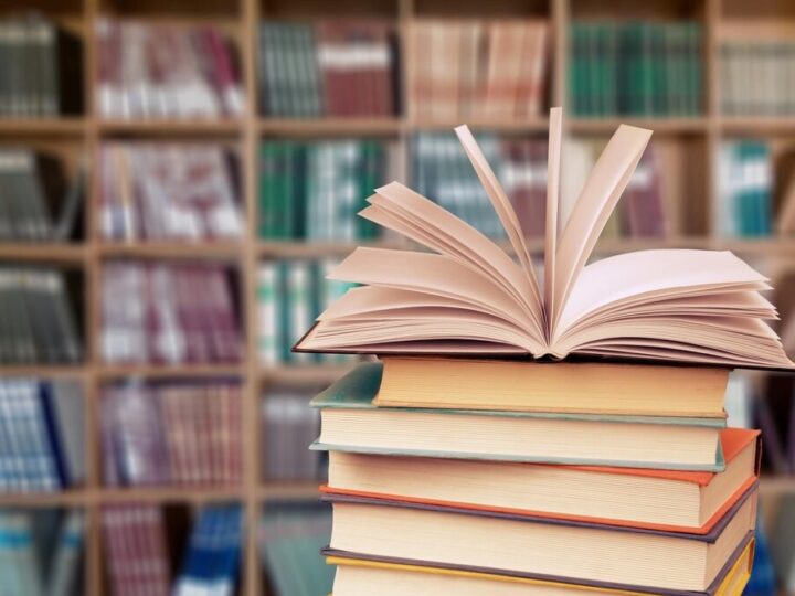 Emocjonujący luty w Bibliotece Publicznej Białołęki: Spotkania z autorami i artystami