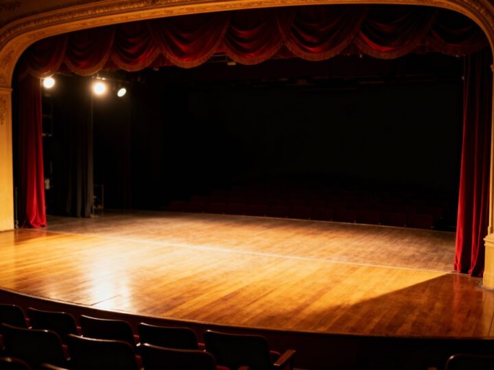 Kulturalny weekend na Mokotowie: spektakle i filmy za darmo!