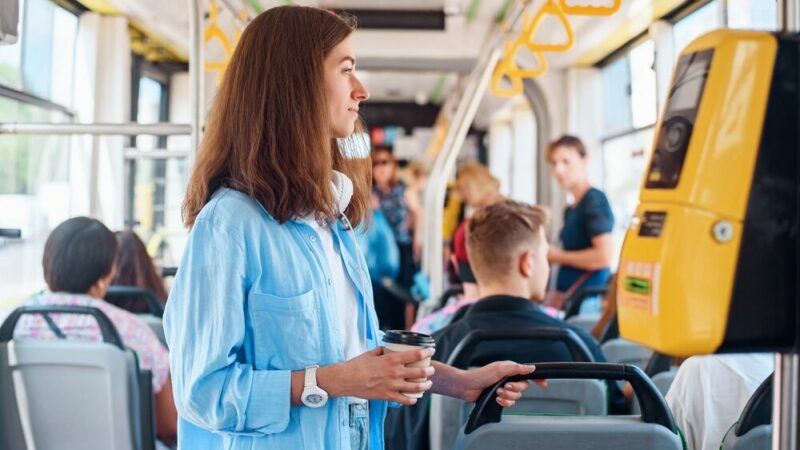 Bilet za 2 zł: Nowa era podróży po Warszawie!