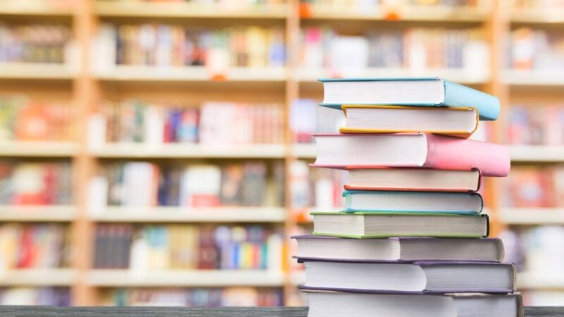 Odkryj najnowsze filmowe i literackie skarby w bibliotece Nautilus!