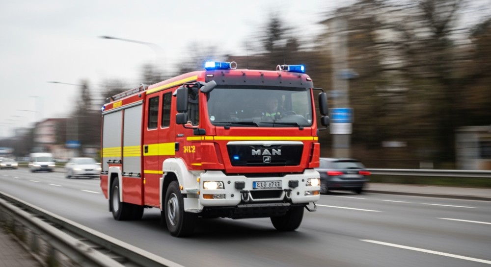 Pożar na Targówku: Działkowicz uratowany dzięki błyskawicznej reakcji!