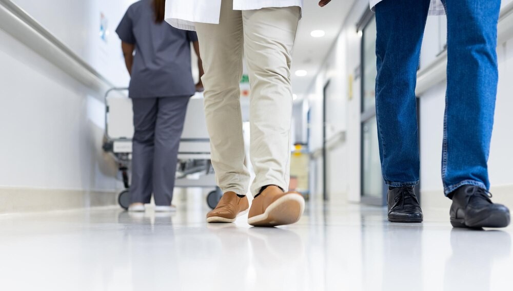 Jak skorzystać z pomocy dla opiekunów osób z Alzheimera?