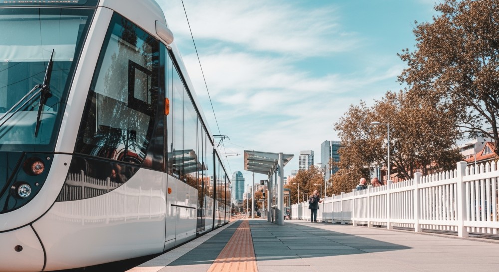 Nocne misje tramwajów Warszawy: 10 lat technologicznych innowacji na torach