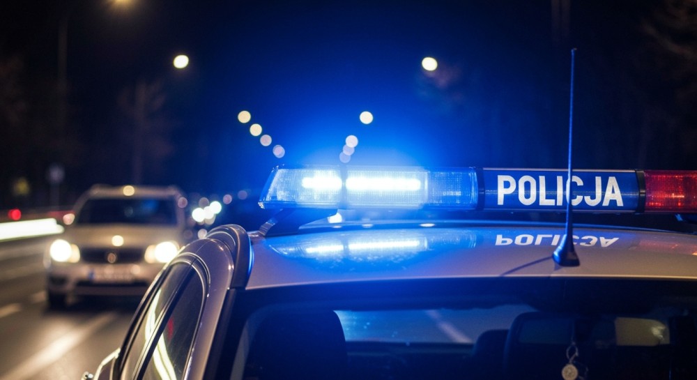 Wielka kradzież w apartamencie: Policja rozwiązuje sprawę oszustów z 22 zarzutami