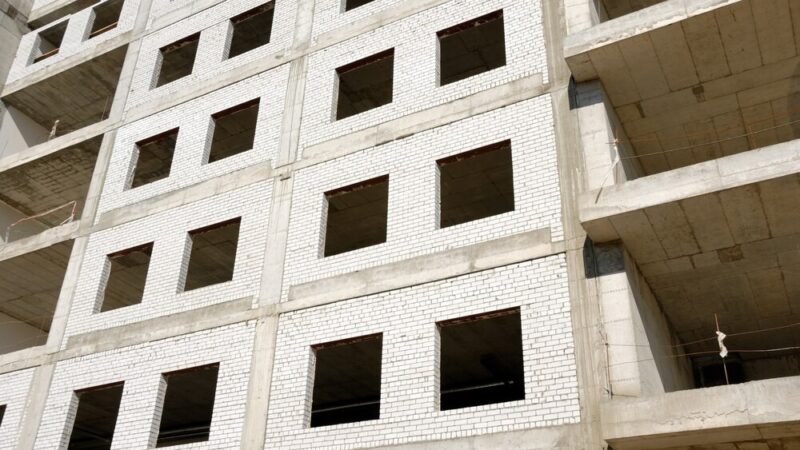 Nowe osiedle na Pradze-Północ: Półmetek budowy 207 mieszkań dla każdego