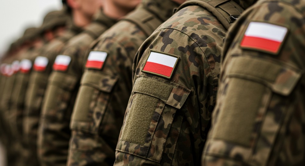 Naddźwiękowe loty w Polsce: Głośne ćwiczenia w przestrzeni powietrznej