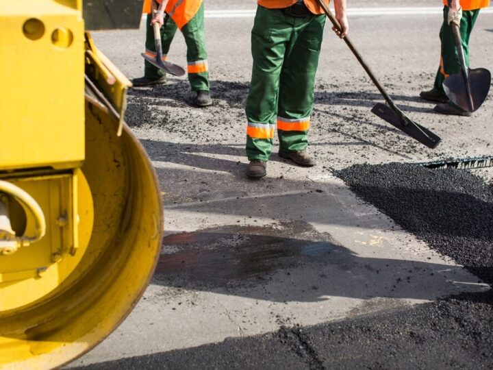 Warszawskie drogi w akcji: szybkie naprawy dla bezpieczeństwa mieszkańców