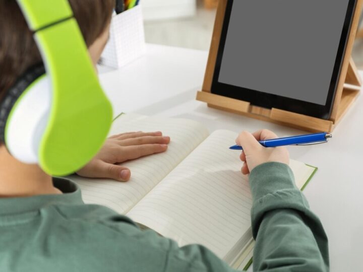 Młodzież w akcji: Policja i Praga Północ przeciw przemocy i uzależnieniom