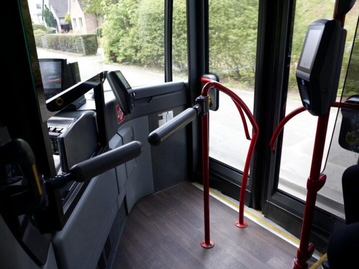 Walentynkowa linia W26: miłość na kółkach w Warszawie!