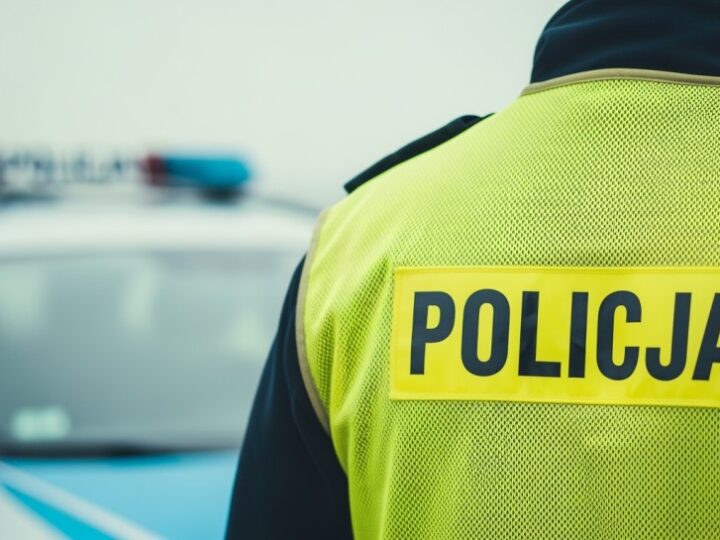 Kierowco, odłóż telefon! Twoje bezpieczeństwo na drodze wisi na włosku!