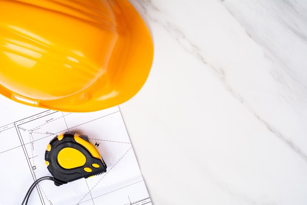 Zabytkowa kamienica na Saskiej Kępie odzyskuje blask po renowacji