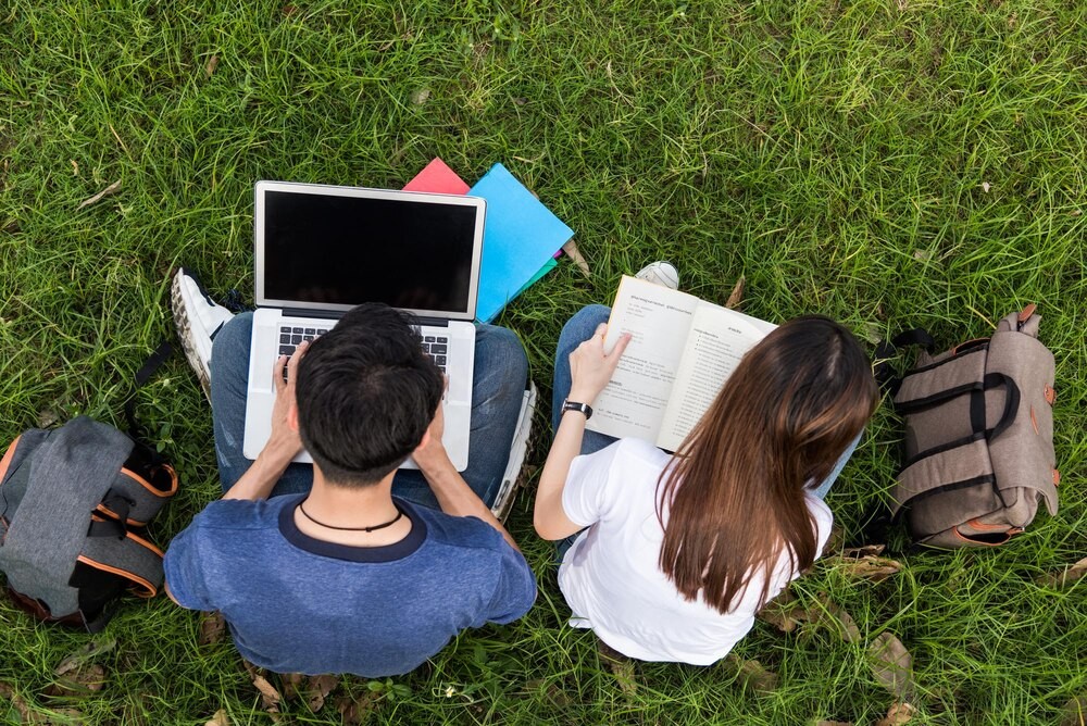 Wirtualne strzelnice: Innowacja edukacyjna na Żoliborzu