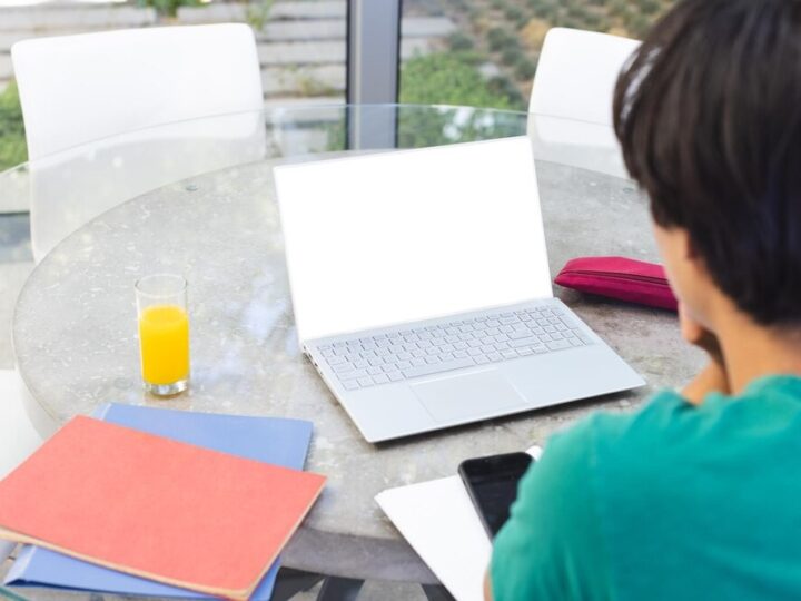 Zaangażuj się w przyszłość pieczy zastępczej w Warszawie!