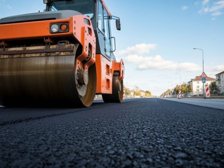 Nowe chodniki i ścieżki rowerowe na ul. Sobieskiego – zmiany na lepsze!