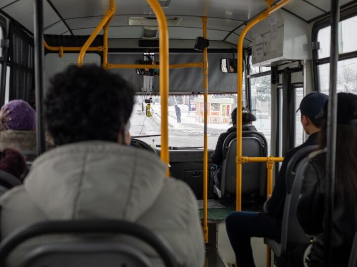 Utrudnienia na Mokotowie: Zmiany tras autobusów 165 i 317 w związku z remontem