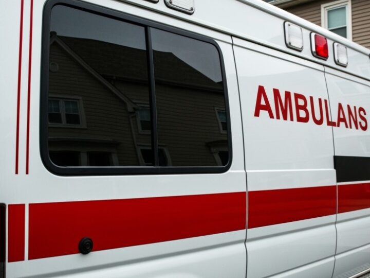 Bohaterska akcja ratunkowa: 69-latek uratowany z zimnych wód Kanału Żerańskiego