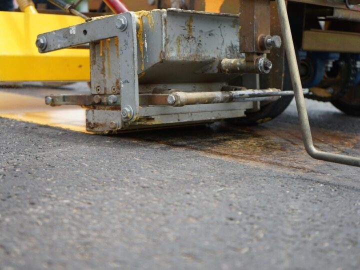 Utrudnienia na Górczewskiej: Modernizacja i budowa metra w Bemowie