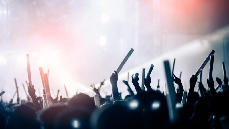 Włochy w weekend: Festiwale, sztuka i sąsiedzkie spotkania!