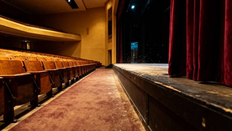 Ekodancing w Wypożyczalni nr 69: Frania Recykling i cztery żywioły na scenie!