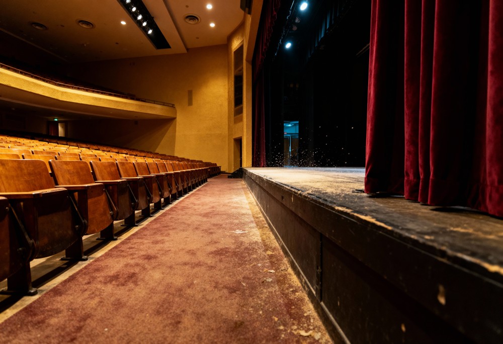 Ekodancing w Wypożyczalni nr 69: Frania Recykling i cztery żywioły na scenie!