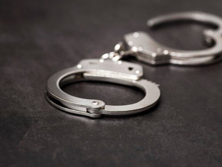 Zatrzymani włamywacze z Gruzji w Otwocku: dwaj mężczyźni w areszcie po serii kradzieży